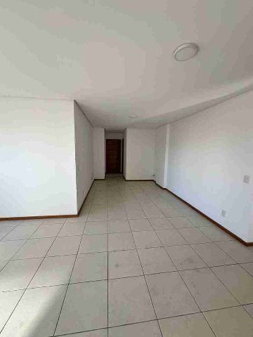 Apartamento 3 quartos e 2 banheiros, à venda, no bairro Centro em Campos dos Goytacazes