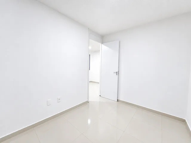 Apartamento 2 quartos e 1 banheiro, à venda, no bairro Lago Azul em Manaus