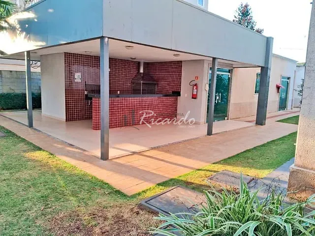 Apartamento 2 quartos e 1 banheiro, à venda, no bairro Jardim Mônaco em Arapongas