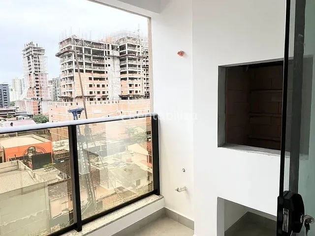 Apartamento 2 quartos e 2 banheiros, à venda, no bairro morretes em Itapema