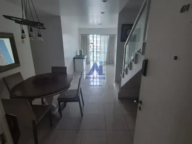 Cobertura / Penthouse com 200m² 3 quartos e 4 banheiros, à venda ou para alugar, no bairro Barra da Tijuca em Rio de Janeiro
