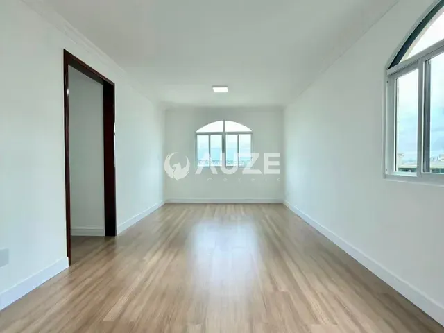 Apartamento com 72m² 3 quartos e 1 banheiro, à venda, no bairro Três Marias em São José dos Pinhais