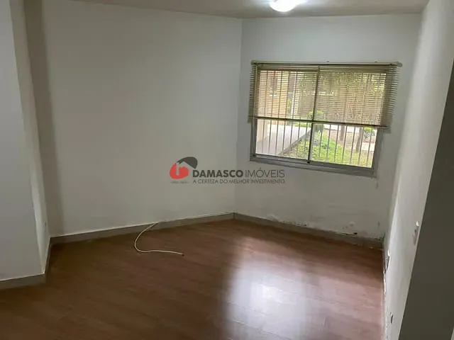 Apartamento 2 quartos e 1 banheiro, à venda, no bairro Vila Alpina em São Paulo
