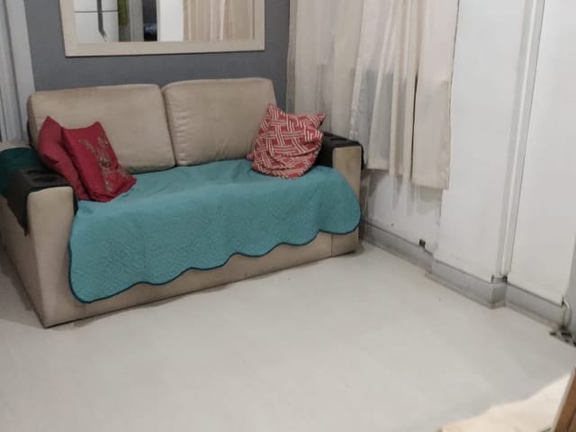 Foto do Apartamento - Excelente sala e quarto, bem localizado, Segunda Quadra da Praia, metrô e comércio. | GrupoApi