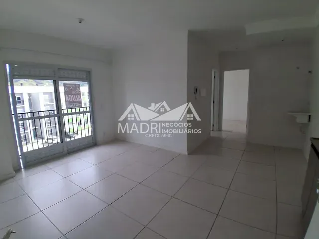 Apartamento 2 quartos e 1 banheiro, para alugar, no bairro São Sebastião em Palhoça