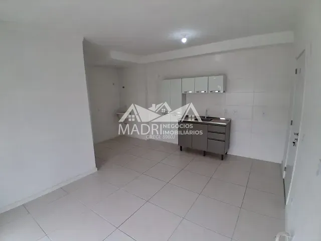 Apartamento 2 quartos e 1 banheiro, para alugar, no bairro São Sebastião em Palhoça