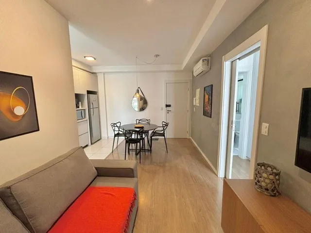 Apartamento com 10m² 1 quarto e 1 banheiro, à venda, no bairro Gleba Palhano em Londrina