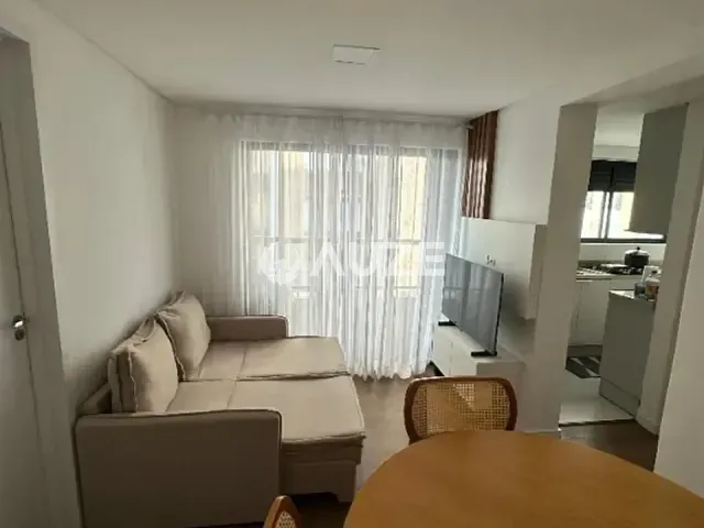 Apartamento com 44m² 2 quartos e 1 banheiro, à venda, no bairro Água Verde em Curitiba