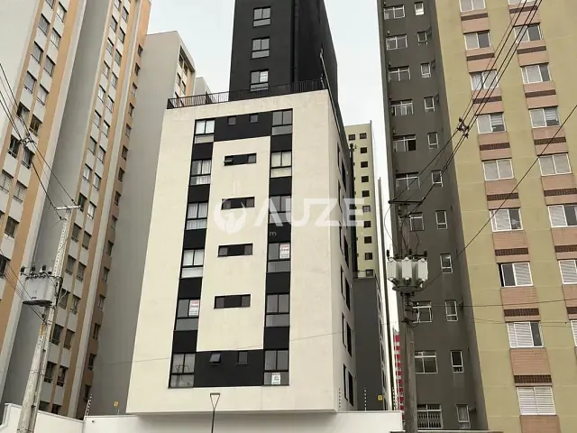 Apartamento com 44m² 2 quartos e 1 banheiro, à venda, no bairro Água Verde em Curitiba