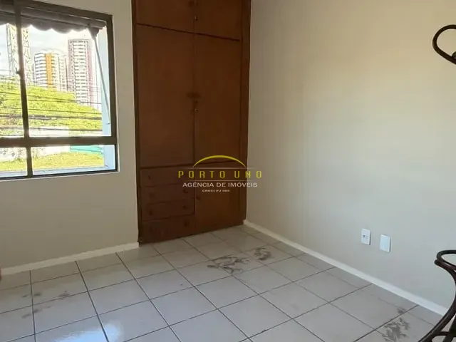 Apartamento 2 quartos e 2 banheiros, para alugar, no bairro Costa Azul em Salvador