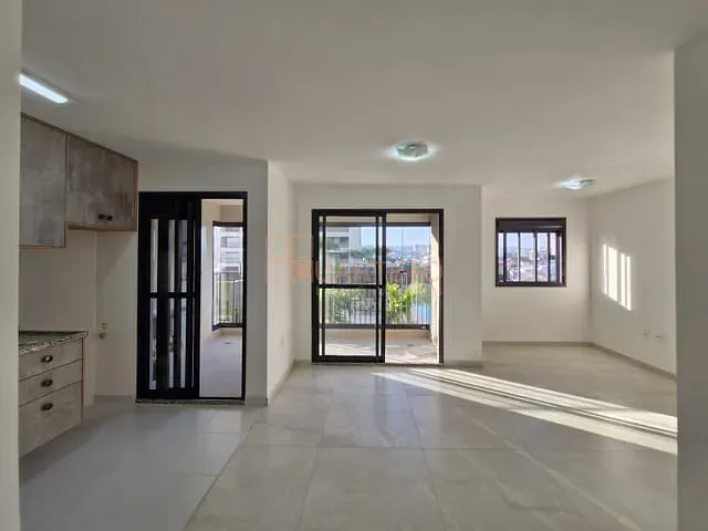 Apartamento 2 quartos e 2 banheiros, para alugar, no bairro Vila Anastácio em São Paulo