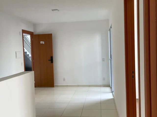 Apartamento 2 quartos e 1 banheiro, à venda, no bairro Guaratiba em Rio de Janeiro