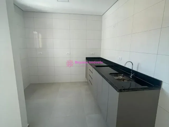 Apartamento 2 quartos e 2 banheiros, para alugar, no bairro Vila São Pedro em Santo André