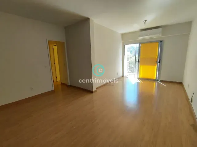 Apartamento com 90m² 2 quartos e 3 banheiros, à venda, no bairro Grajaú em Rio de Janeiro