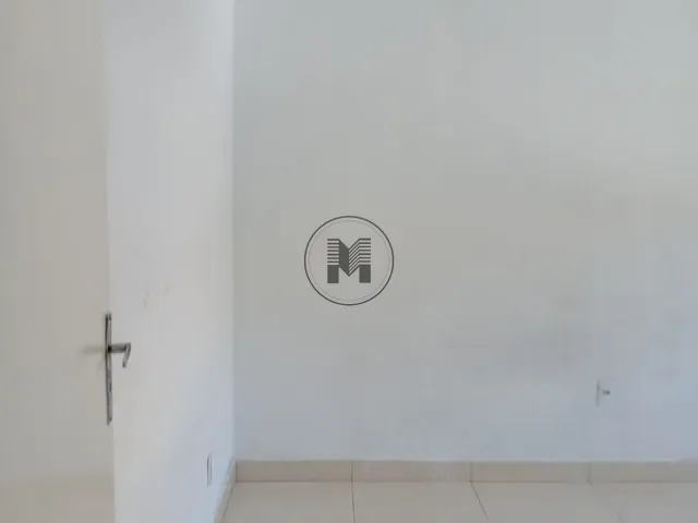 Apartamento 3 quartos e 1 banheiro, para alugar, no bairro São Roque em Aparecida