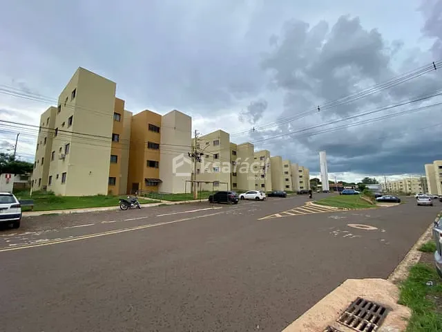 Apartamento 2 quartos e 1 banheiro, para alugar, no bairro Conjunto Aero Rancho em Campo Grande