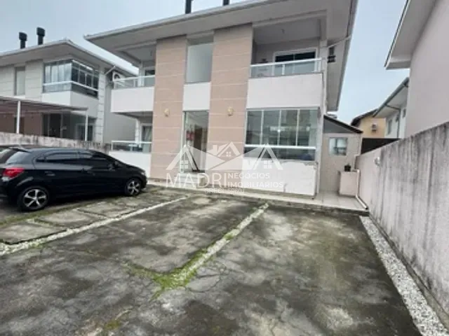 Apartamento com 75m² 2 quartos e 1 banheiro, à venda, no bairro Nova Palhoça em Palhoça