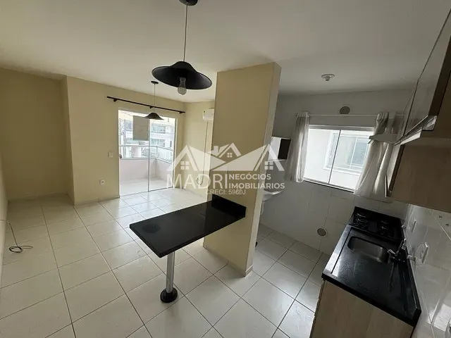 Apartamento com 75m² 2 quartos e 1 banheiro, à venda, no bairro Nova Palhoça em Palhoça