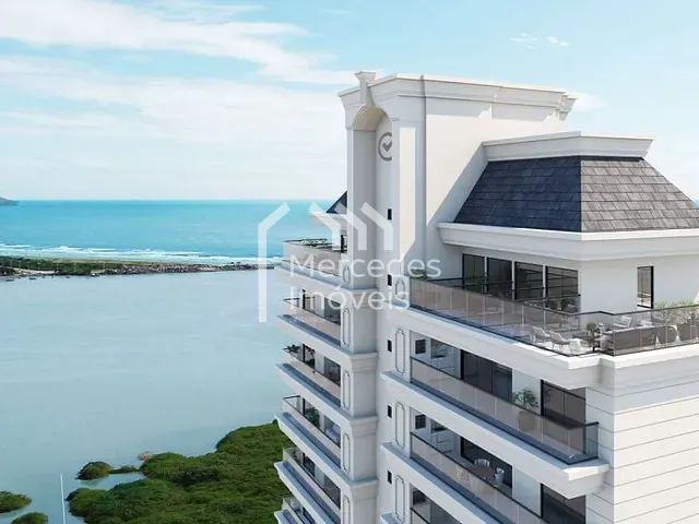 Apartamento com 185m² 3 quartos e 4 banheiros, à venda, no bairro Fazenda em Itajaí