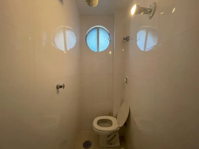 Apartamento com 330m² 4 quartos e 6 banheiros, à venda, no bairro Centro em Londrina
