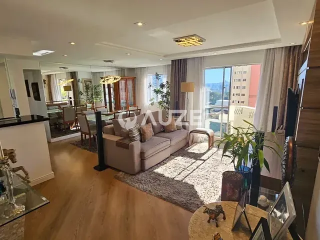 Apartamento com 128m² 2 quartos e 2 banheiros, à venda, no bairro Cristo Rei em Curitiba