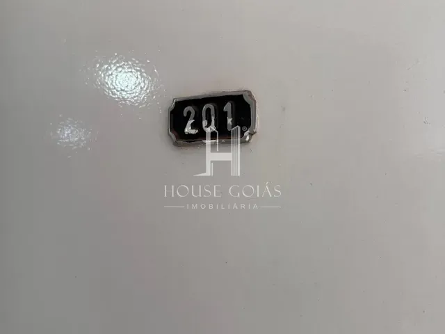 Apartamento 2 quartos e 2 banheiros, à venda, no bairro Vila Rosa em Goiânia