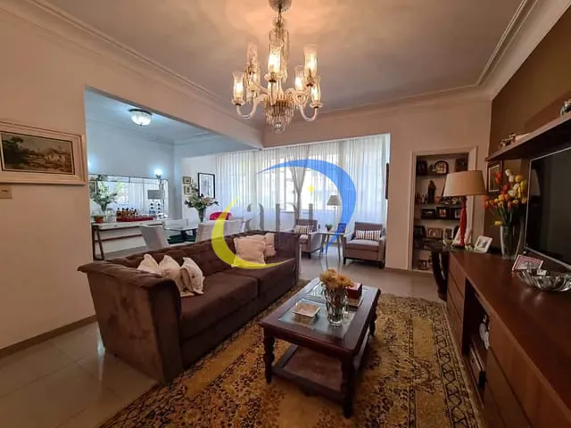 Apartamento com 180m² 3 quartos e 1 banheiro, à venda, no bairro Copacabana em Rio de Janeiro