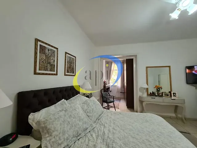 Apartamento com 180m² 3 quartos e 1 banheiro, à venda, no bairro Copacabana em Rio de Janeiro