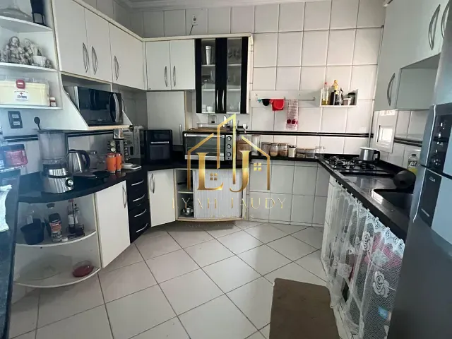 Apartamento com 140m² 2 quartos e 2 banheiros, à venda, no bairro Quilombo em Cuiabá