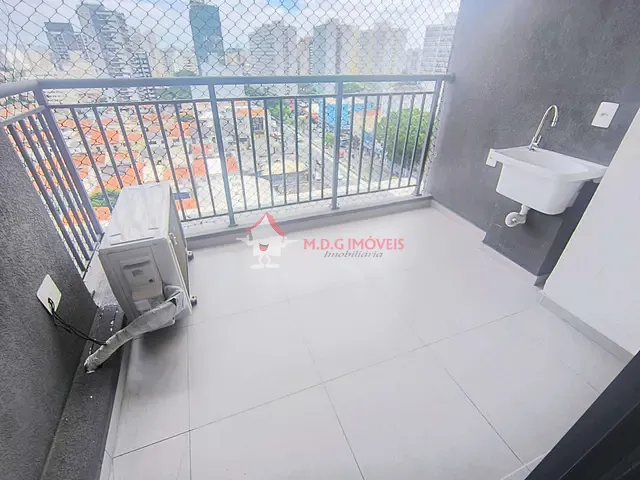 Apartamento 2 quartos e 1 banheiro, para alugar, no bairro Mirandópolis em São Paulo