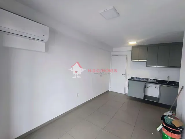 Apartamento 2 quartos e 1 banheiro, para alugar, no bairro Mirandópolis em São Paulo