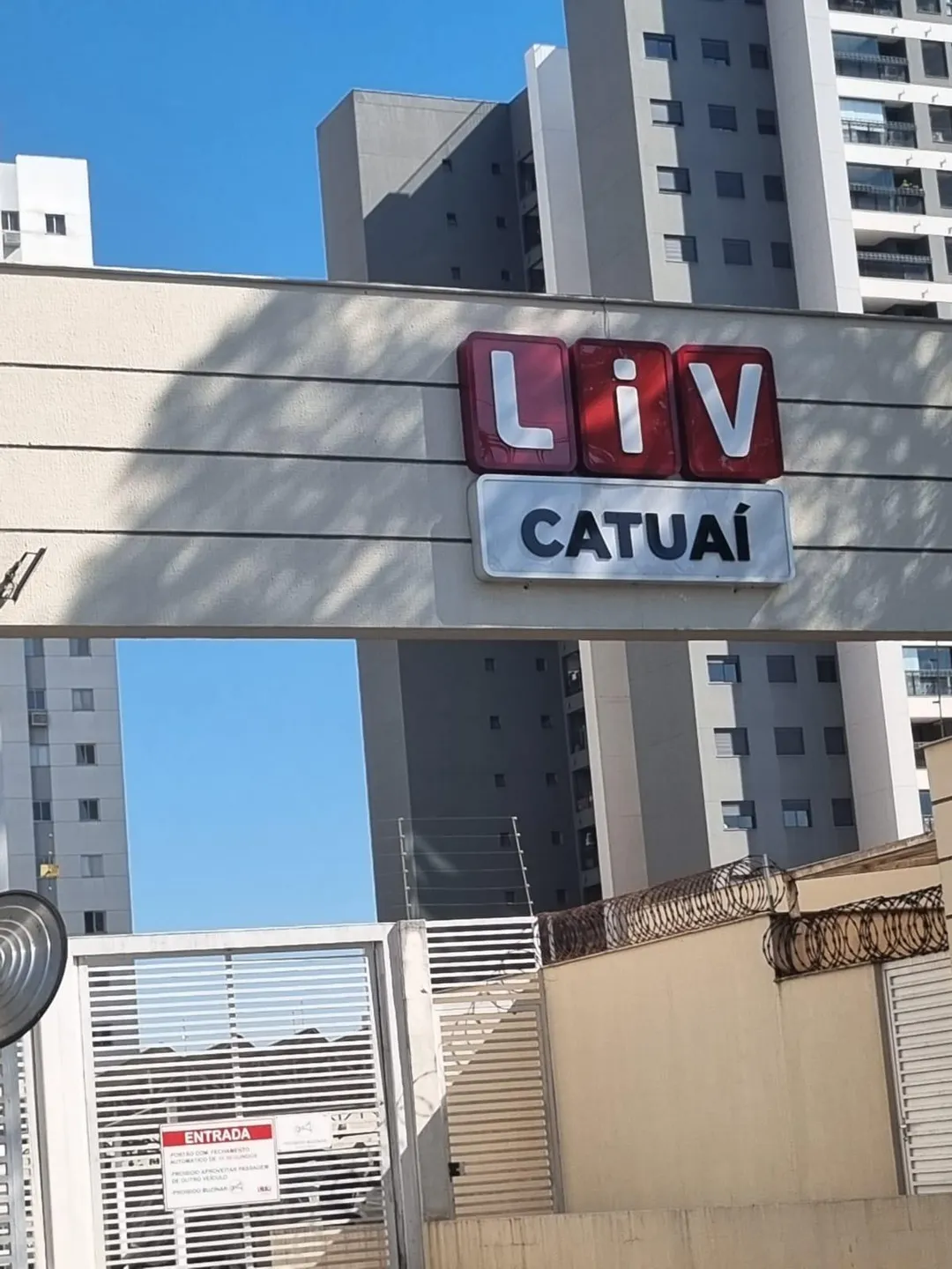 R$ 380.000,00 - Apartamento à venda, LIV CATUAÍ.