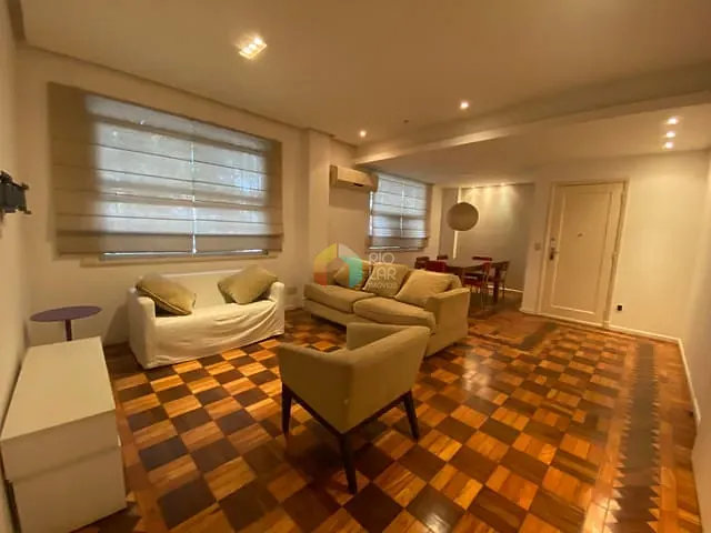 Apartamento com 100m² 2 quartos e 1 banheiro, à venda, no bairro Copacabana em Rio de Janeiro