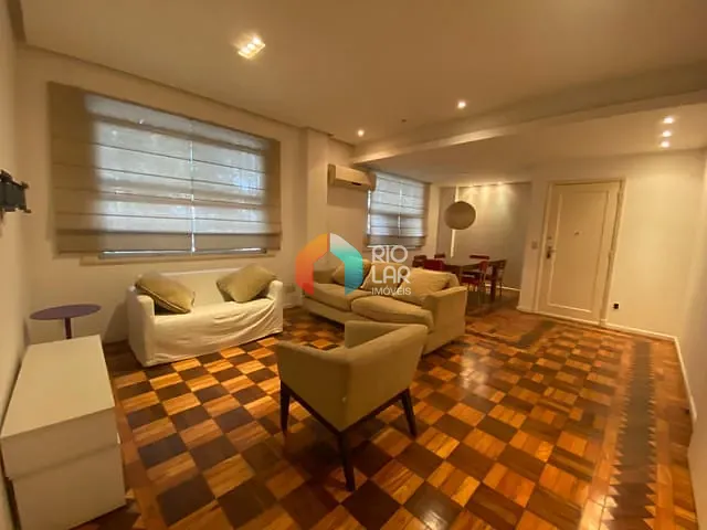 Apartamento com 100m² 2 quartos e 1 banheiro, à venda, no bairro Copacabana em Rio de Janeiro