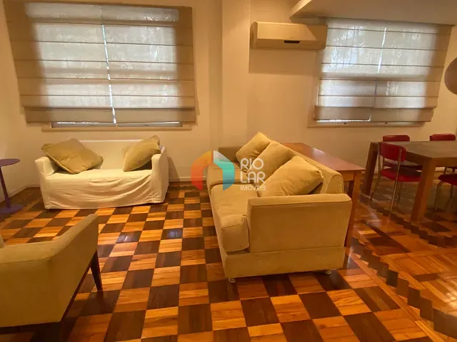 Apartamento com 100m² 2 quartos e 1 banheiro, à venda, no bairro Copacabana em Rio de Janeiro