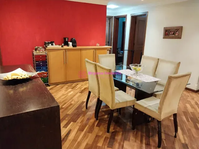 Apartamento 3 quartos e 3 banheiros, à venda, no bairro Vila Gilda em Santo André