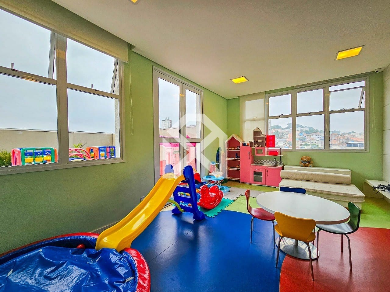 Apartamento à venda com 2 quartos, 81m² - Foto 46