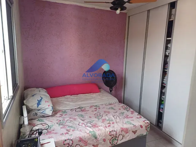 Apartamento 2 quartos e 1 banheiro, à venda, no bairro Jardim Oriente em São José dos Campos