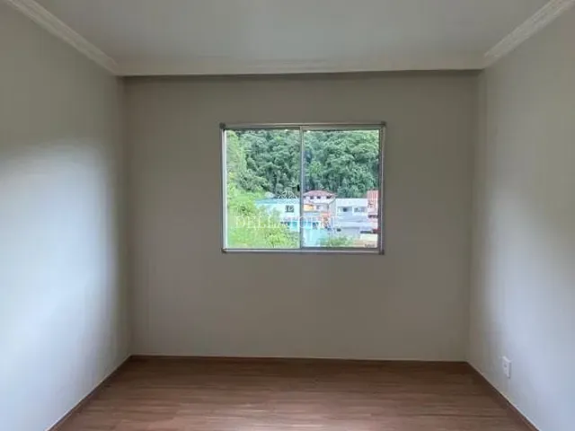 Apartamento com 52m² 2 quartos e 1 banheiro, à venda, no bairro Araras em Teresópolis