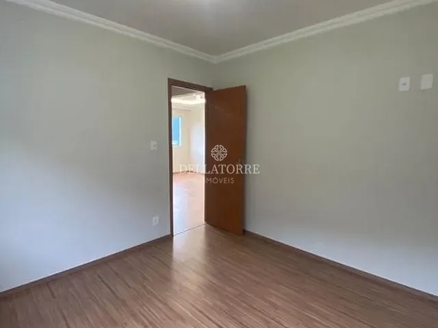 Apartamento com 52m² 2 quartos e 1 banheiro, à venda, no bairro Araras em Teresópolis