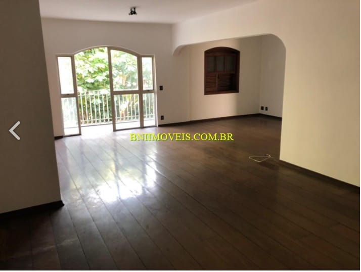 Apartamento à venda e aluguel com 3 quartos, 160m² - Foto 1