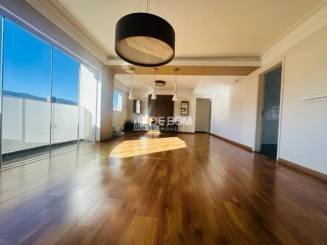 Apartamento com 246m² 3 quartos e 4 banheiros, para alugar, no bairro Jardim Quisisana em Poços de Caldas