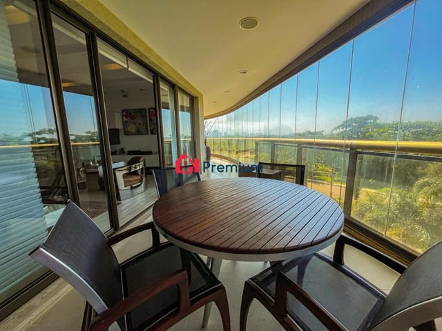 Apartamento 4 quartos e 5 banheiros, à venda, no bairro Barra da Tijuca em Rio de Janeiro
