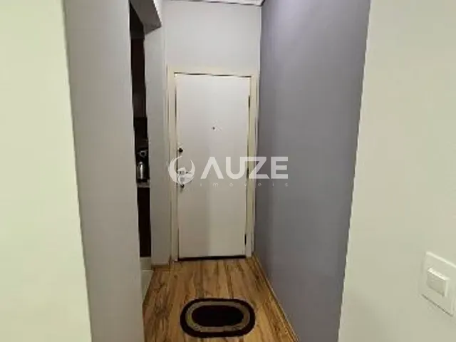 Apartamento 2 quartos e 2 banheiros, à venda, no bairro Centro em Curitiba