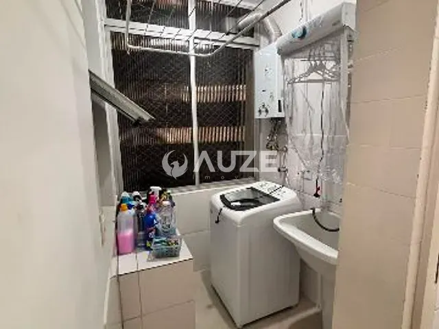 Apartamento 2 quartos e 2 banheiros, à venda, no bairro Centro em Curitiba