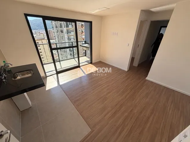 Apartamento 2 quartos e 2 banheiros, à venda, no bairro Centro em Poços de Caldas