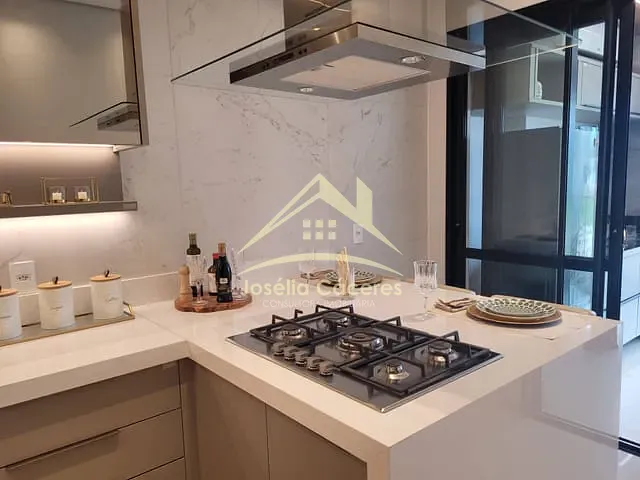 Apartamento 3 quartos e 5 banheiros, à venda, no bairro Jardim Petrópolis em Cuiabá