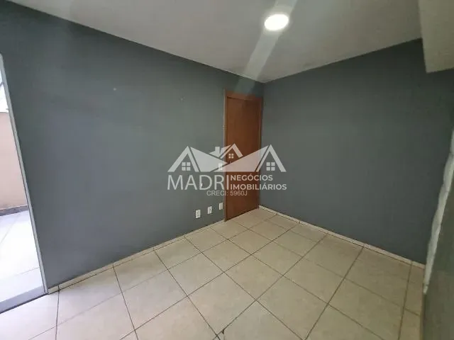 Apartamento 2 quartos e 1 banheiro, à venda, no bairro Aririú em Palhoça