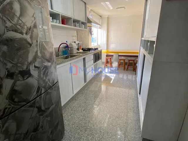Apartamento 4 quartos e 4 banheiros, à venda, no bairro Ilhéus II em Ilhéus