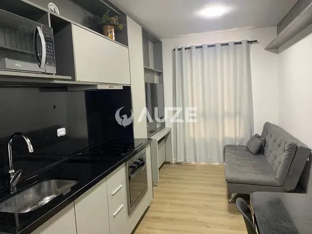 Apartamento 1 quarto e 1 banheiro, à venda, no bairro Centro em Curitiba